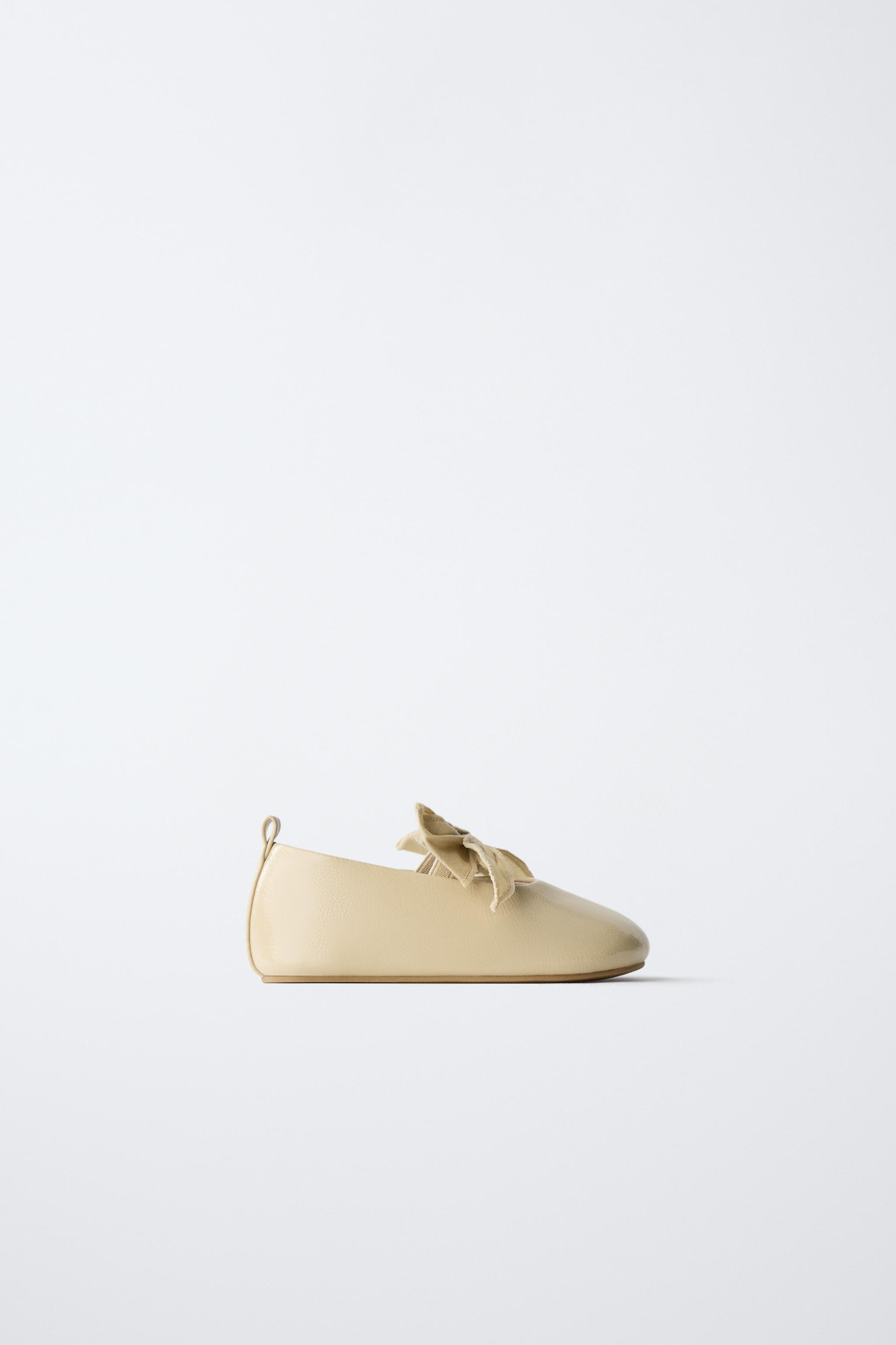 BALLET FLATS WITH BOW